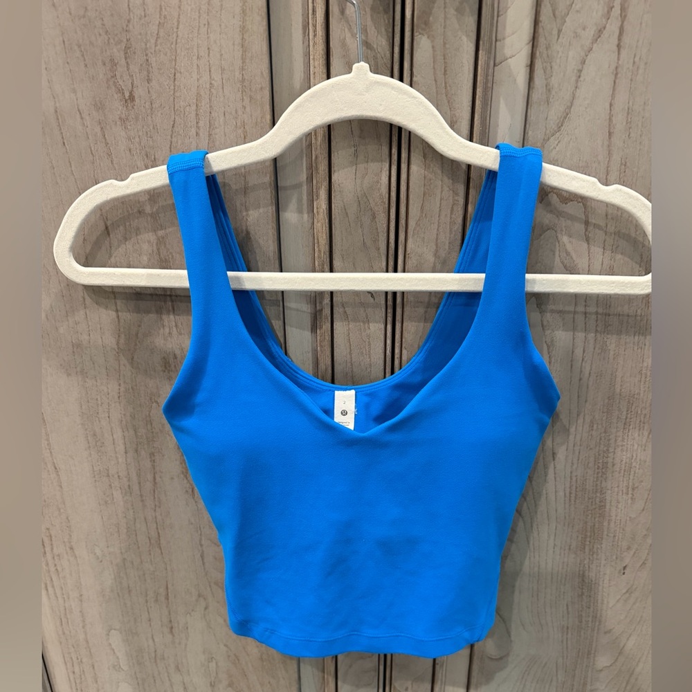 Lululemon Blue Women's Scoop Neck Crop Tank Top Size 2